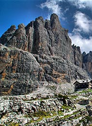 意大利维弗拉它（Via Ferrata）登山