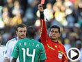 尼日利亚球员，S-凯塔与希腊队员发生冲突，被罚下。