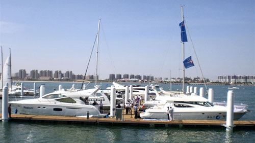 众多游艇品牌抢滩2011广州国际游艇展