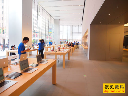 苹果:南京路店23日开业 国内将开设更多店面