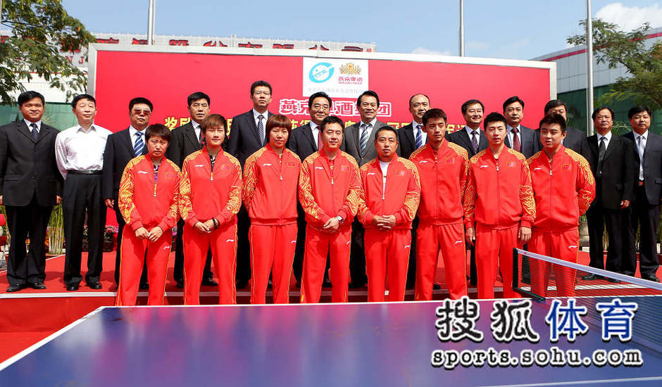 张继科连续奔波瘦六斤 坦言担纲领军人物不容