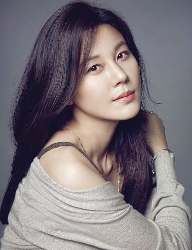 韩女星金荷娜3月将结婚:演戏更加放松-韩娱频