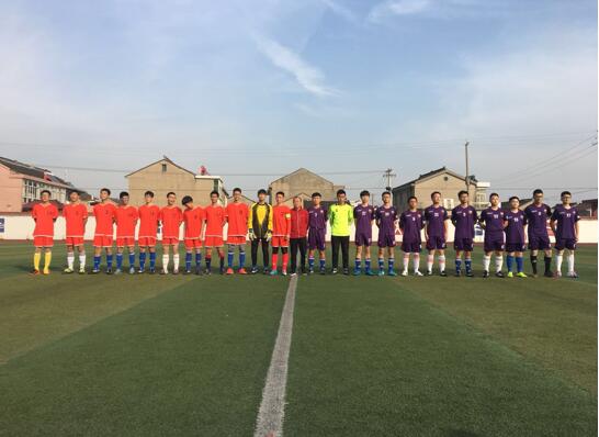 2017江阴市校园足球联赛开赛 共1700名学生参