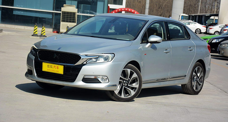 飞度亮相 全新动力/或7万起 17张 2014-03-30日更新 吉利熊猫cross 65